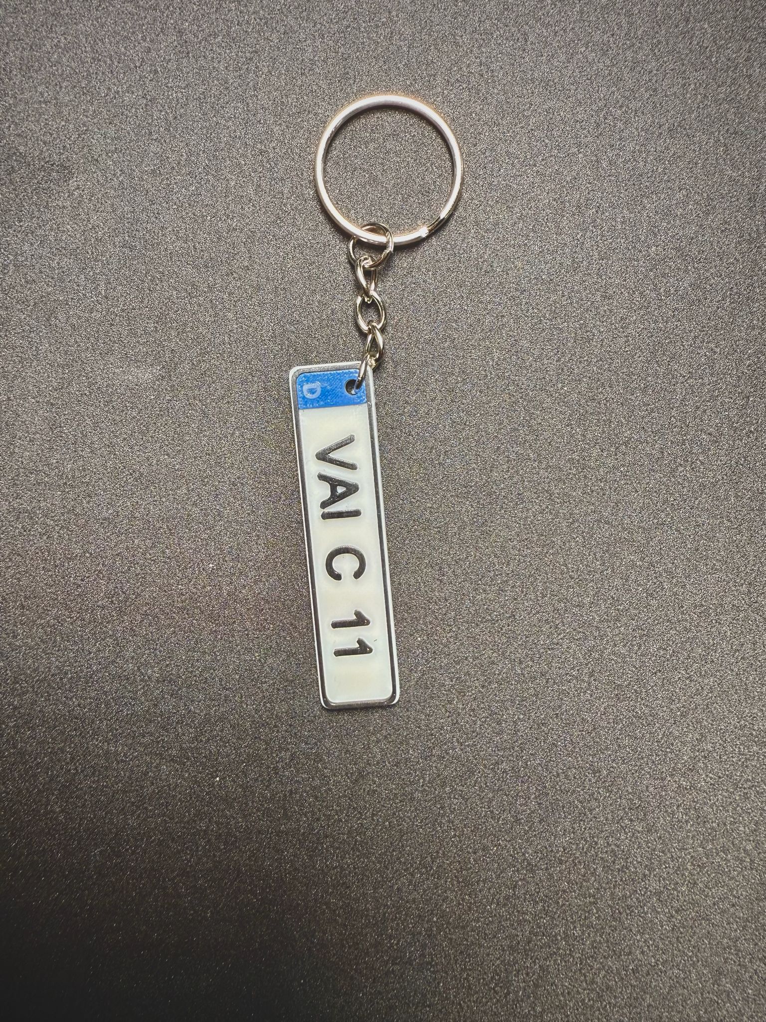 Schlüsselanhänger Kennzeichen personalisiert (DE)